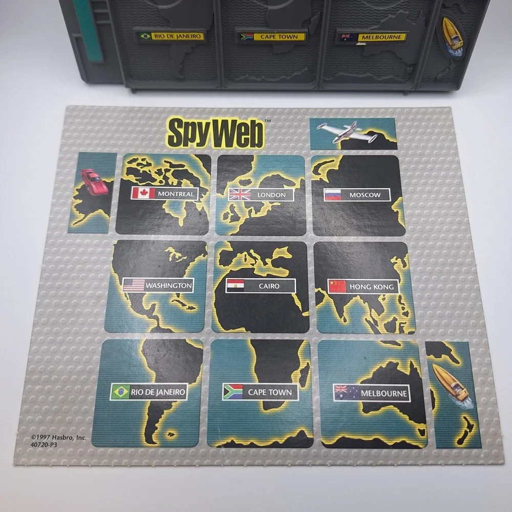 1997 Hasbro Green Spy Web City Game Board Replacement Pieces Vintage‎ Board Game